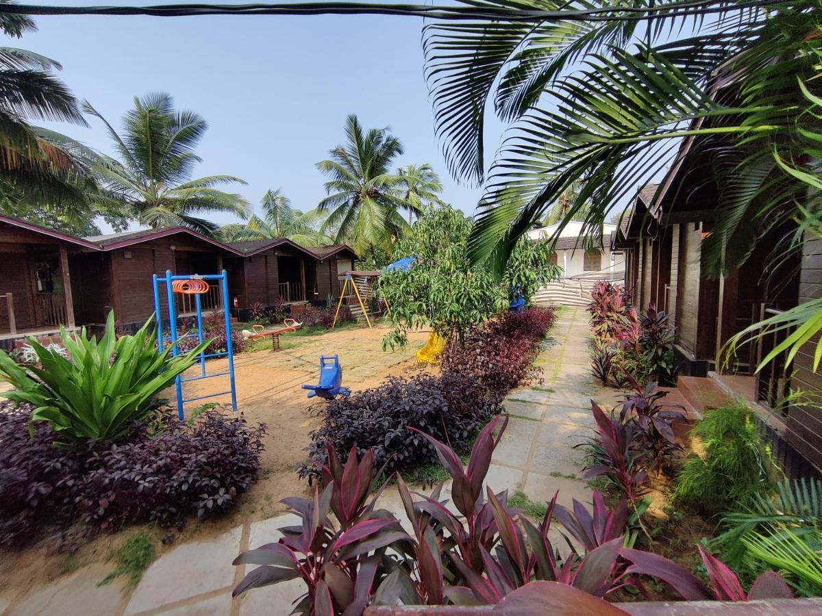 Beach Cottages - Pousada Donaciana Baga Exterior foto